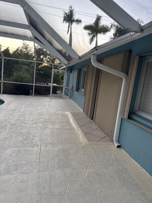 Pool Deck Building in Cape Coral, FL (3)